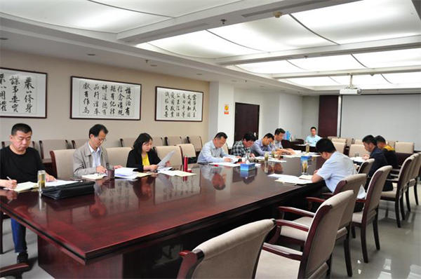 縣政府黨組中心組第4次學習_600.jpg