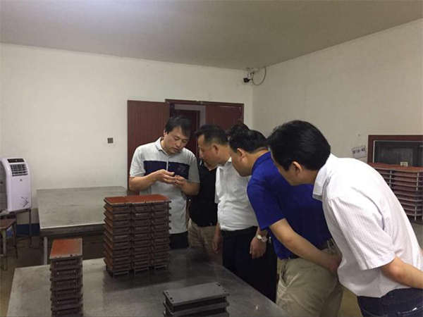 鄒軍深入縣經開區_副本.jpg